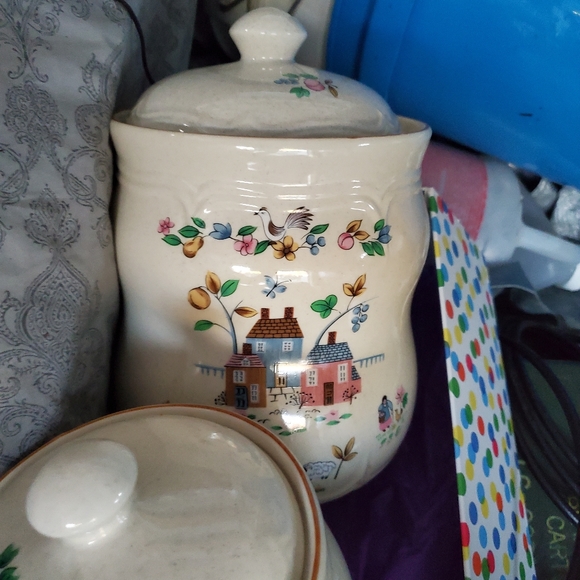 Made in Thailand 3 sugar jars. Very nice - Picture 2 of 4